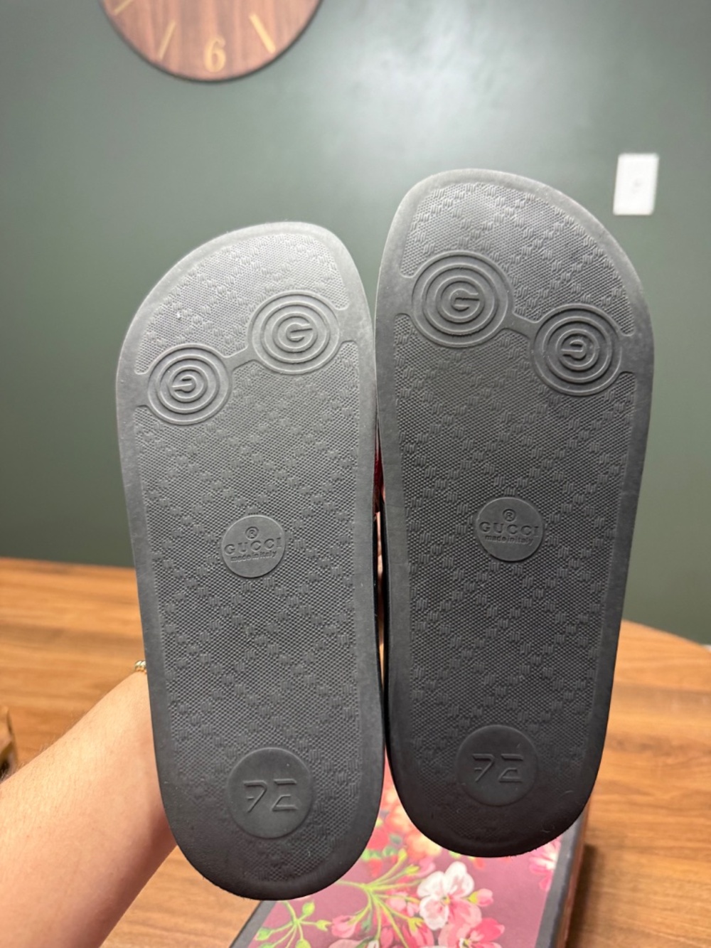 Gucci GG Bloom Slides - Picture 3 of 6